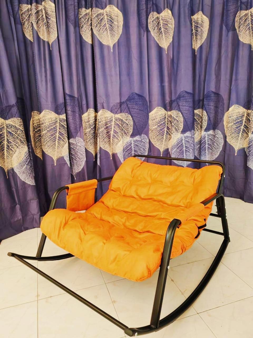 Holiday home Golden House ,1min To Aeon, 7min To Zoo,8min To Gardens *